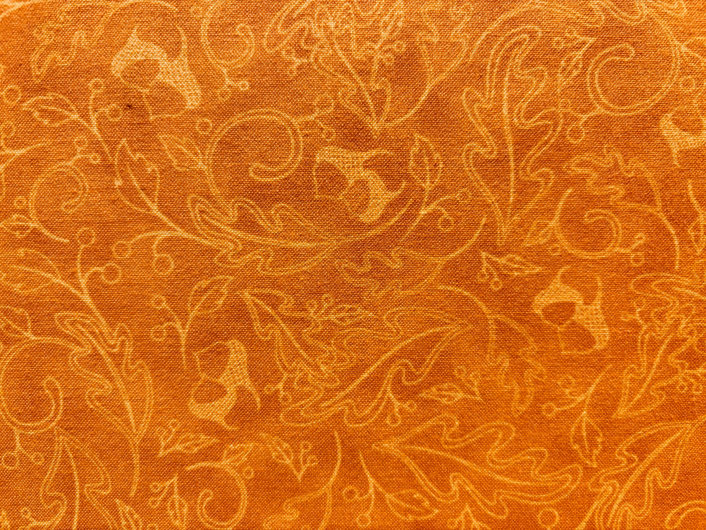 ANGELA ANDERSON FOR QUILTING TREASURES hojas naranja