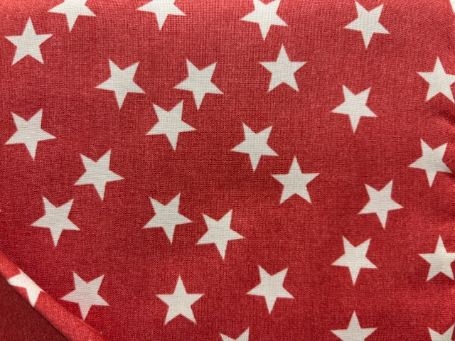 LIMITED EDITIONS BY NANCY GERE fondo rojo granate y estrellas