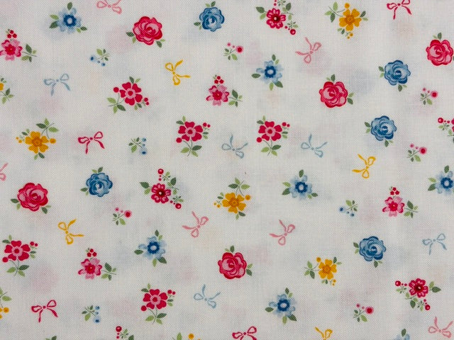 ROSY CHEEKS, FONDO BLANCO ROSAS DE COLORES