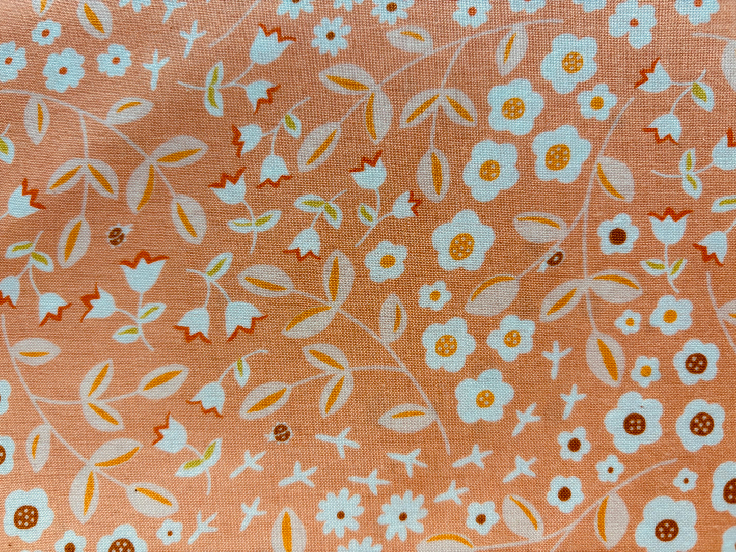 LES AMIS BY PATTY SLONIGER fondo naranja flores