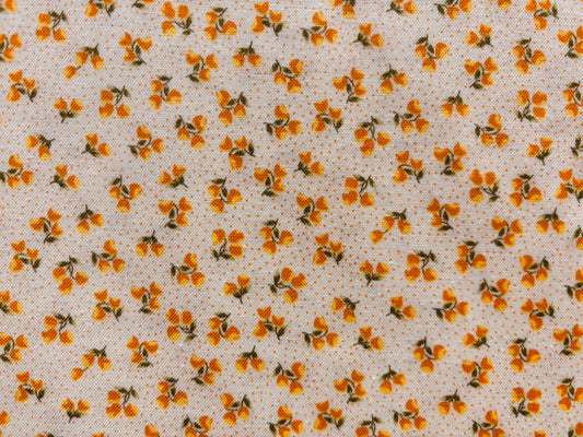 PASCALETBEATRIX  flor pequeña amarilla fondo blanco de lunares amarillas
