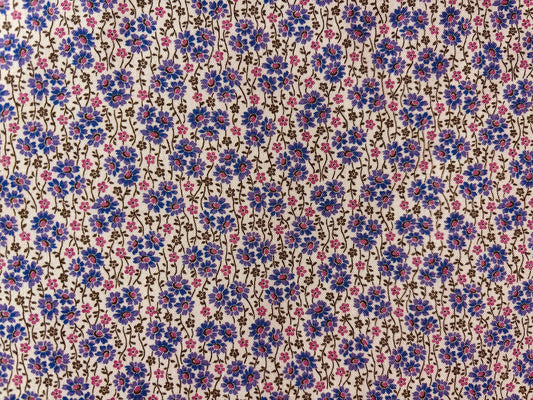 QT FABRICS flores moradas/azul