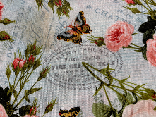 FOUR SEASONS  fondo azul con flores y mariposas, con sello