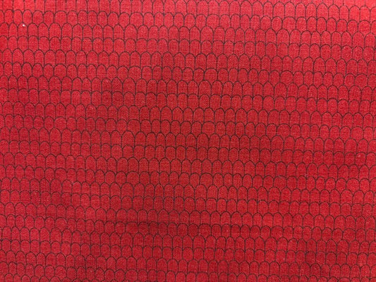 BASIC TWIST, SOFFABRICS  fondo granate dibujo escamas