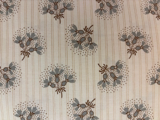 ANTIQUITIES, QUILTING TREASURES  fondo crudo con rayas y flores verde