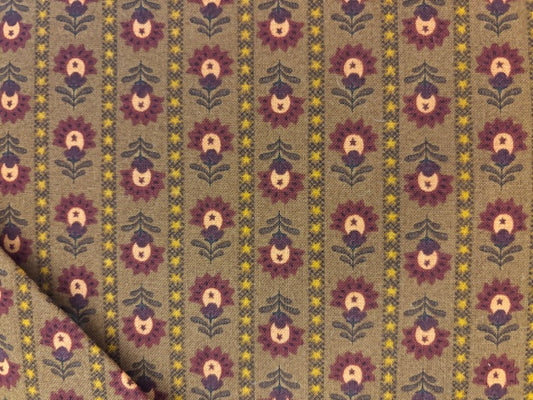 IDAHO PRAIRIE STAR, KIM DIEHL  fondo marron con flores granates en columna