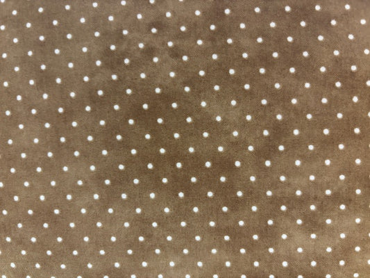 BASICALLY BEAUTIFUL BY MAYWOOD  fondo marron lunares pequeñas blancas