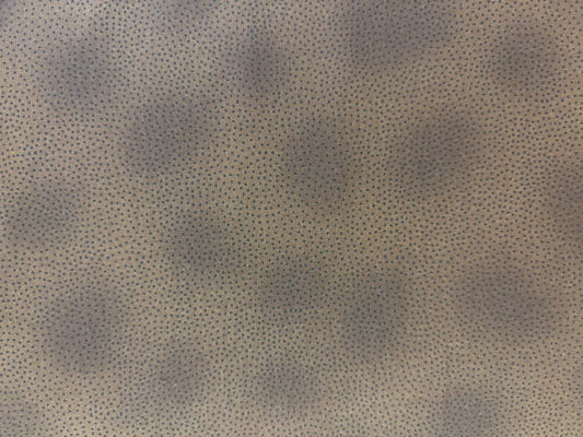 STOF QUILTERS fondo en tonos marrones oscuro con lunares