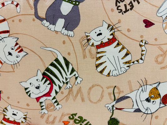 C IS FOR CAT, FONDO MARRON GATOS
