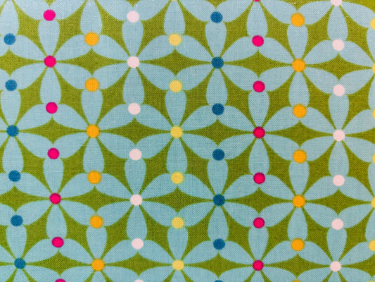 SUMMERSAULT BY ERIN MCMORRIS dibujo colores fondo verde